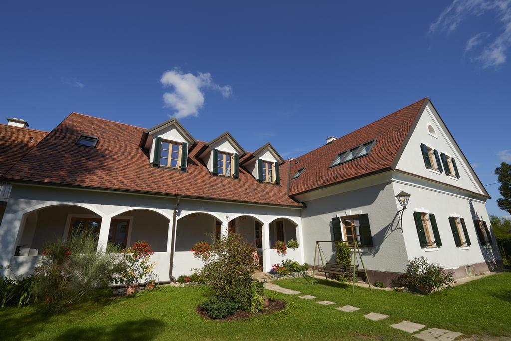 Guest house Fruehstueckspension Kleinschuster Burgau