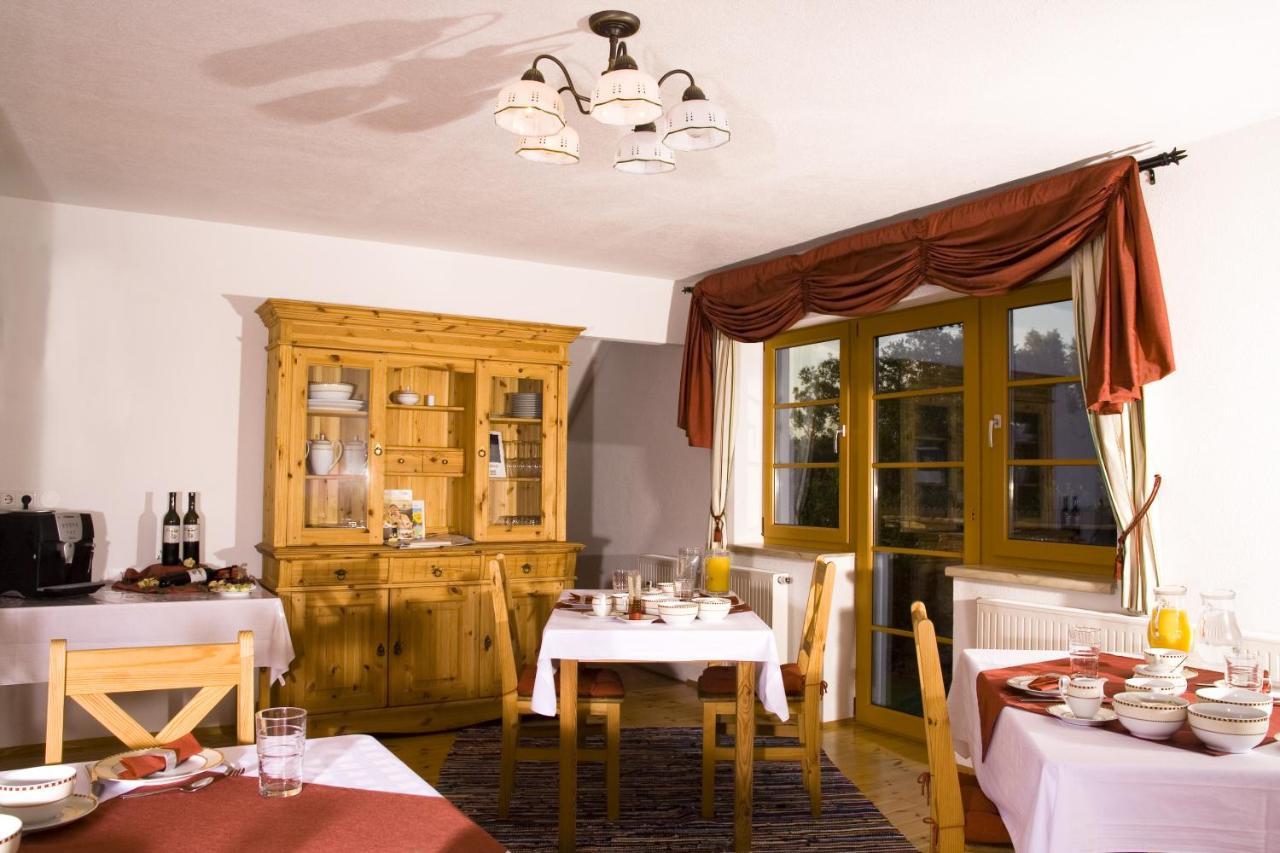 Fruehstueckspension Kleinschuster Guest house